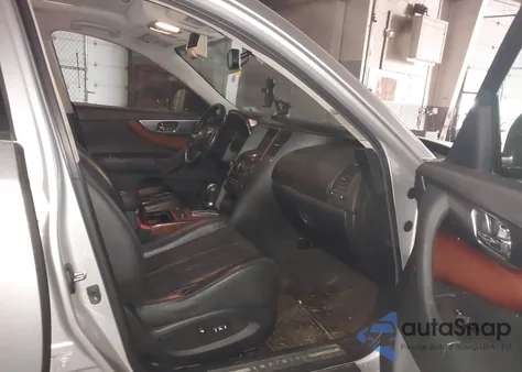 2010 Infiniti Fx35 z USA, uszkodzony, nr VIN JN8AS1MW2AM851296